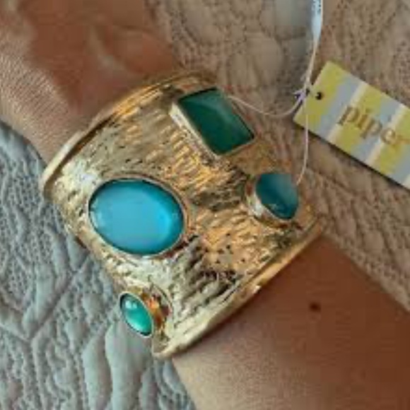 Piper K Jewelry - Piper Gold and Turquoise Bracelet